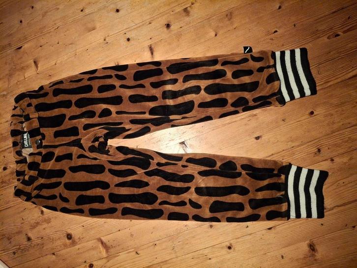 Joggingbroek panterprint maat 122 Carlijnq, Kinderen en Baby's, Kinderkleding | Maat 122, Zo goed als nieuw, Jongen of Meisje