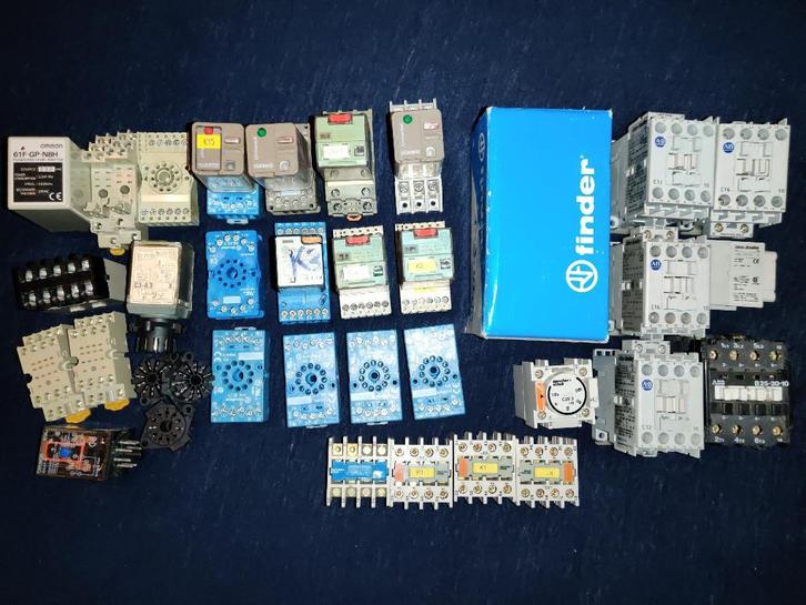 Verschillende Relais, Hobby en Vrije tijd, Elektronica-componenten, Ophalen of Verzenden