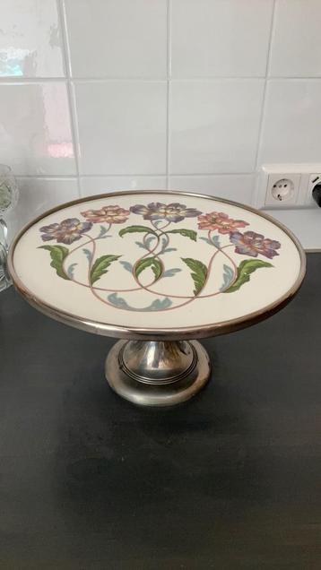 antiek cake standard beschikbaar voor biedingen