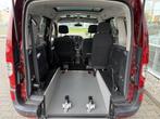 Mercedes-Benz Citan Tourer 3+1 Rolstoelauto 112 Ambiente Aut, Auto's, 116 pk, Bedrijf, Geïmporteerd, Rood
