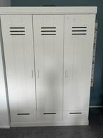 Woood complete kinderkamer ( kast, bed, nachtkastje), Ophalen, Gebruikt