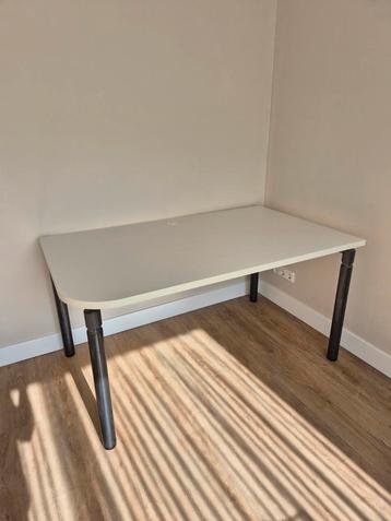 Bureau GRATIS af te halen!
