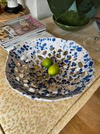 Mooie keramieken design fruit schaal wit blauw gespikkeld, Ophalen, Porselein of Keramiek, Schaal, Rond