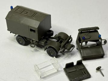 Roco Minitanks Unimog Ambulance IMG5966/7/8/9/70/9 beschikbaar voor biedingen