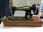 Mooie Vintage hand naaimachine, Antiek en Kunst, Antiek | Naaimachines, Ophalen