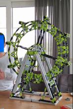 Engino en knexx in een grote kist, Ophalen, Zo goed als nieuw