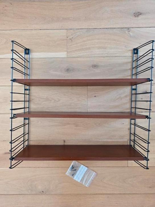 Modulair wandrek , metalen rek teak planken, Huis en Inrichting, Woonaccessoires | Wandplanken en Boekenplanken, Zo goed als nieuw