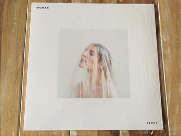 Woman - Fever vinyl EP beschikbaar voor biedingen