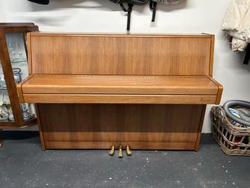 Yamaha M1J Piano beschikbaar voor biedingen