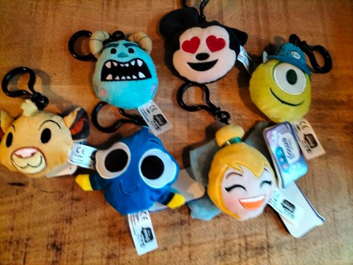 Nieuw, Disney sleutelhanger • Diverse, Verzamelen, Sleutelhangers, Nieuw, Knuffel of Figuurtje, Ophalen of Verzenden