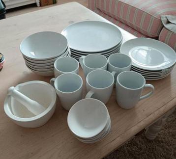 30 delig Ikea servies  beschikbaar voor biedingen