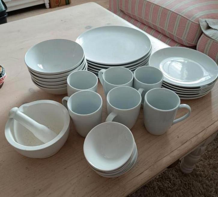 30 delig Ikea servies, Huis en Inrichting, Keuken | Servies, Zo goed als nieuw, Compleet servies, Overige stijlen, Porselein, Ophalen