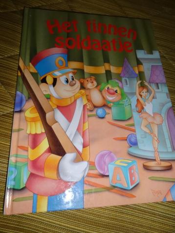 boek het tinnen soldaatje beschikbaar voor biedingen