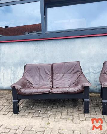 Vintage leren brutalist bank (2-zits) beschikbaar voor biedingen
