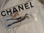 Pinup Chanel vintage met broche sieraad speld, Verzamelen, Gebruikt, Ophalen of Verzenden, Speldje of Pin