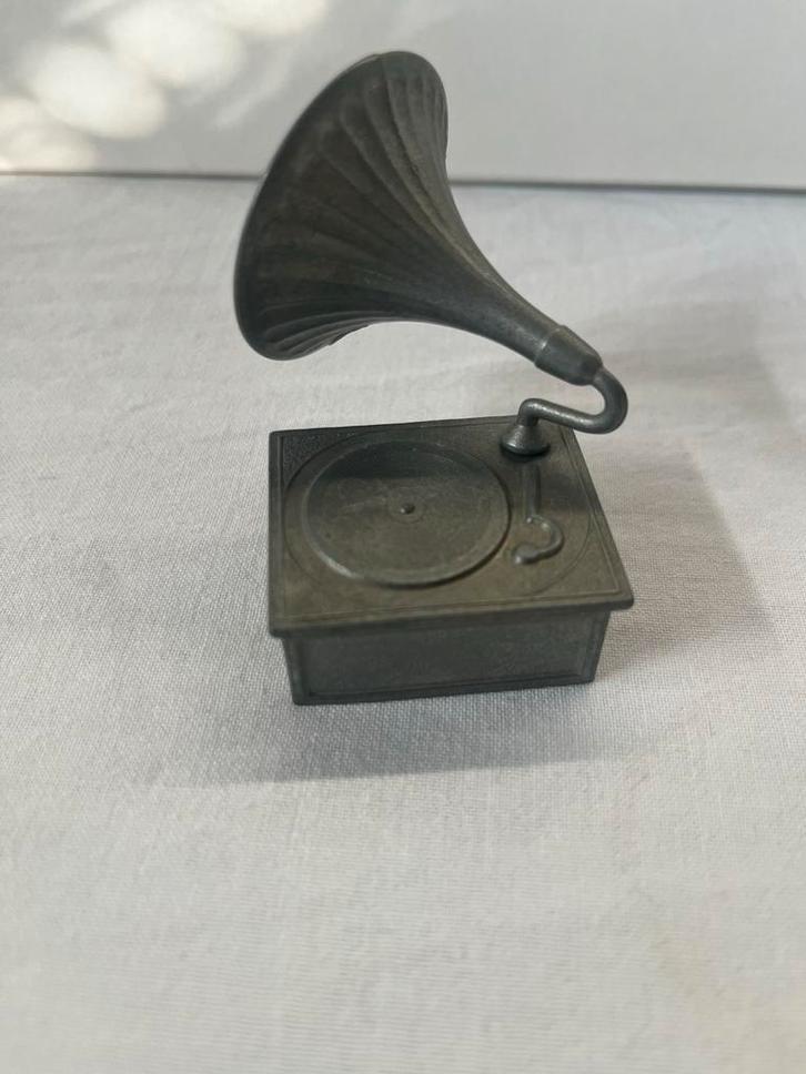 Mini Antieke Platenspeler - Uitstekende Conditie, Verzamelen, Muziek, Artiesten en Beroemdheden, Pop, Beeldje of Miniatuur, Ophalen of Verzenden