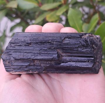 Zwarte Toermalijn edelsteen stenen verzameling mineralen  beschikbaar voor biedingen