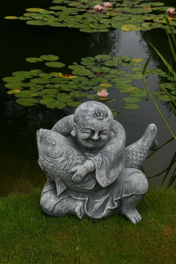 boeddha met koi beschikbaar voor biedingen