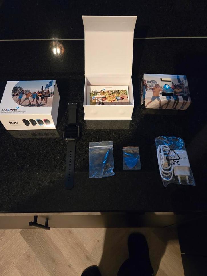 One2track Kinderhorloge met GPS, Sieraden, Tassen en Uiterlijk, Smartwatches, Zo goed als nieuw, Android, Zwart, Afstand, GPS