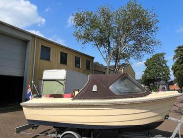 Sloep: Clever 465 + Suzuki 9.9pk + Zonnedek + Trailer beschikbaar voor biedingen