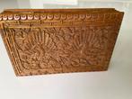 Houten kistje met pauwen snijwerk, Antiek en Kunst, Ophalen of Verzenden