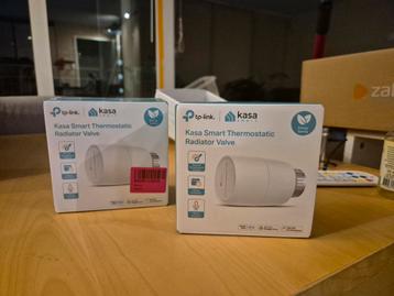 Te koop: 2x TP-Link Kasa Smart Thermostatische Radiatorkrane beschikbaar voor biedingen