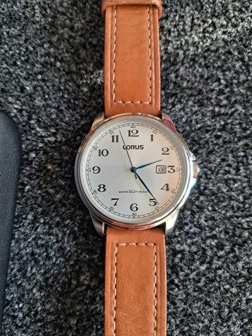 Prachtig zgan LORUS horloge... beschikbaar voor biedingen