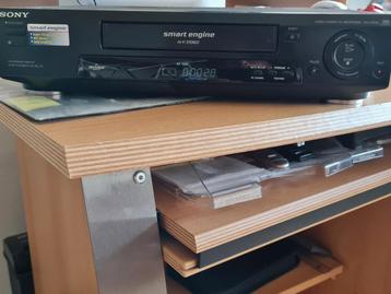 Sony video cassette recorder beschikbaar voor biedingen
