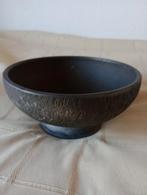 Zwart Aardewerk Schaal Wereldwinkel - Handgemaakt  25 cm, Huis en Inrichting, Ophalen, Schaal, Rond, Zo goed als nieuw