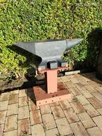 Aambeeld 285 kg, Ophalen, Zo goed als nieuw
