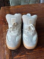 Adidas samba Schoenen Maat 38.5 - Gedragen, Ophalen of Verzenden, Gedragen, Wit, Sneakers of Gympen