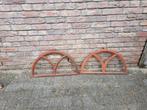 2 lage gietzijzeren stalramen. Gezandstraald, Doe-het-zelf en Verbouw, Glas en Ramen, Ophalen, Minder dan 80 cm