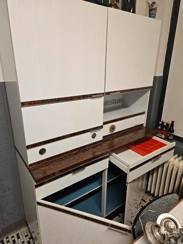 Keukenkast 70's  beschikbaar voor biedingen