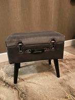 Te koop kist poef op pootjes, Huis en Inrichting, 50 tot 75 cm, Nieuw, Rechthoekig, Ophalen