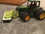 Bruder John Deere met maaier, Ophalen
