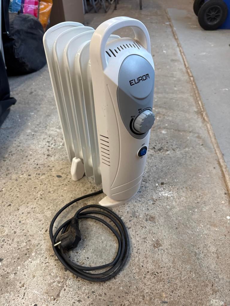 Eurom RAD 500 Oliekachel - Zo goed als nieuw, Ophalen, Oliekachel, Elektrisch, Zo goed als nieuw