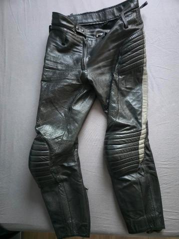 Topskin leren zomerbroek met reflectie beschikbaar voor biedingen
