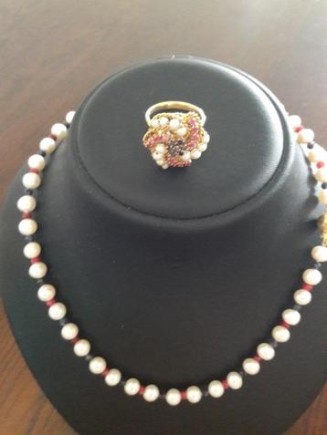 echt parel collier met saffier, robijn, 14 krt geelg balslot beschikbaar voor biedingen