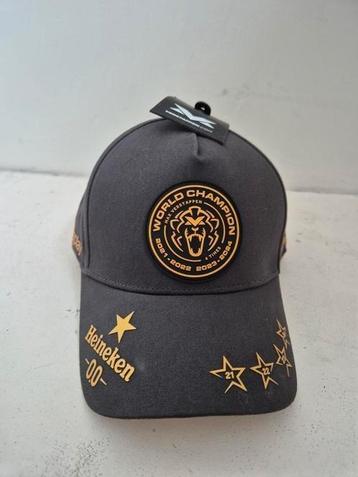 nieuw ongedragen max verstappen 2024 world champion pet cap  beschikbaar voor biedingen
