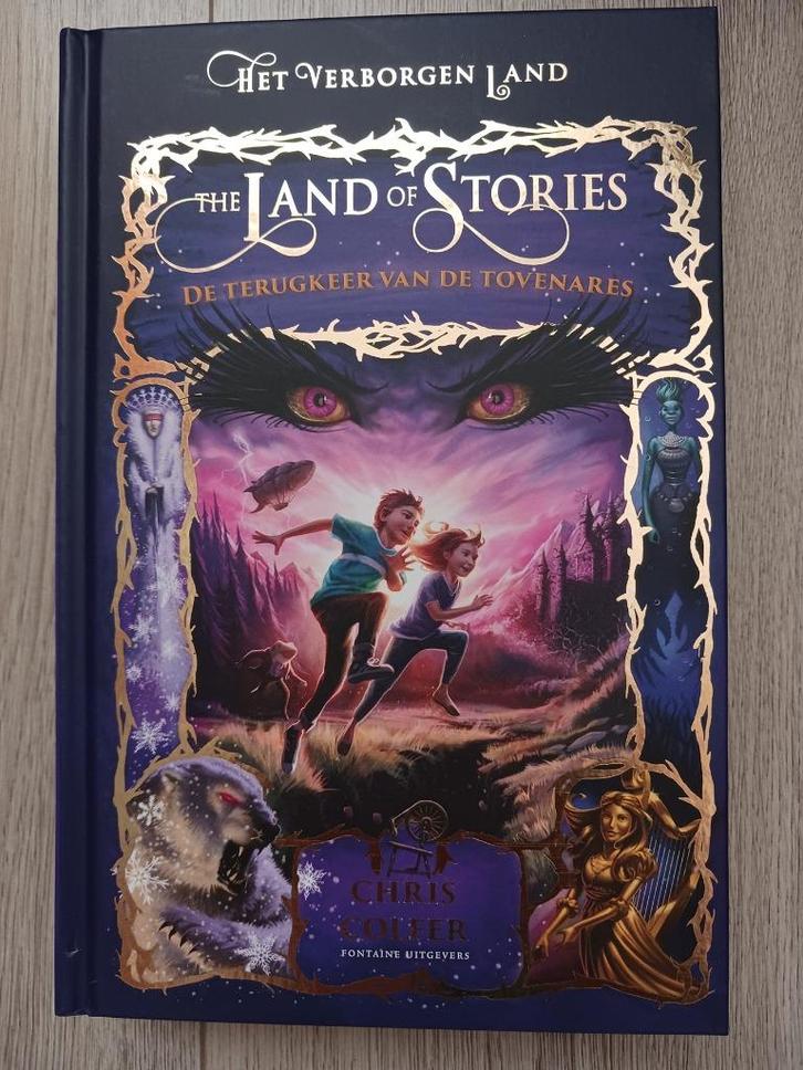 Het verborgen land  - Chris Colfer, Boeken, Kinderboeken | Jeugd | onder 10 jaar, Zo goed als nieuw, Fictie algemeen, Ophalen of Verzenden