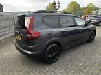 Dacia JOGGER 1.0 TCe 110 Extreme 7p. Camera | Apple Carplay, Voorwielaandrijving, Gebruikt, Met garantie (alle), 7 stoelen