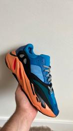 Yeezy 700 v2 Maat 44, Kleding | Heren, Schoenen, Overige kleuren, Sportschoenen, Nieuw, Ophalen of Verzenden