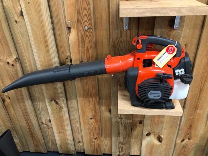 Husqvarna Bladblazer/zuiger   Nieuw!!!, Tuin en Terras, Bladblazers, Zo goed als nieuw, Handgedragen, Benzine, Met versnipperfunctie