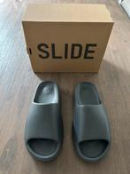 Yeezy Slide ‘Granite’ - Maat 43, Ophalen of Verzenden, Yeezy Adidas, Sneakers of Gympen