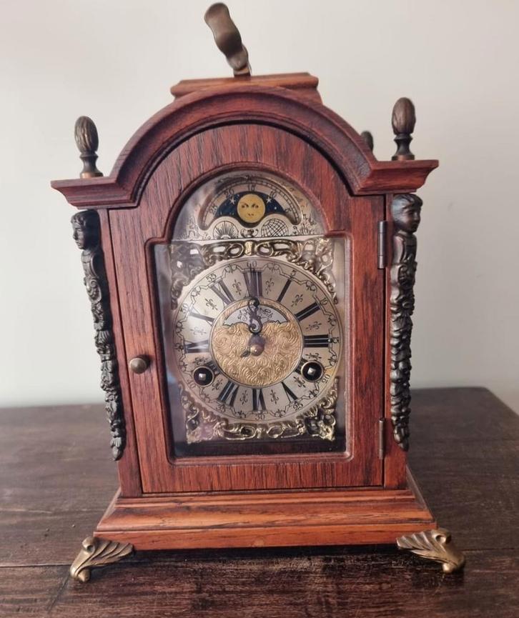 Antieke Tafelklok met Maanstand, Antiek en Kunst, Antiek | Klokken, Ophalen of Verzenden