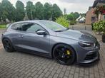 Volkswagen Scirocco 343pk 2.0tsi, Auto's, 65 €/maand, Zwart, 4 cilinders, 1984 cc
