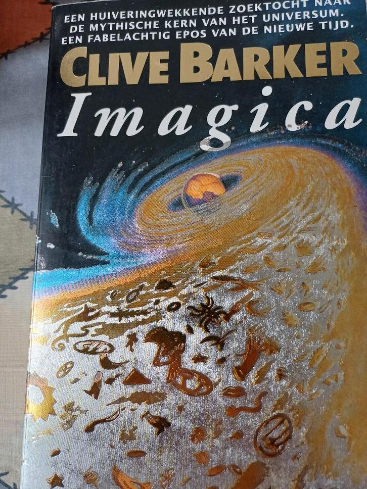 Clive barker. Imagica. Zie foto.l, Boeken, Science fiction, Gelezen, Ophalen