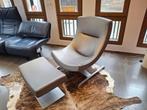 Cassina fauteuil met voetenbank., Huis en Inrichting, Fauteuils, Ophalen, 75 tot 100 cm, Zo goed als nieuw, Metaal