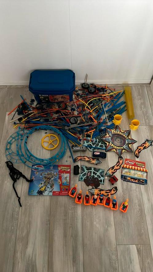 Volle bak knex met 2 aandrijfmotor - achtbaankarretjes, Kinderen en Baby's, Speelgoed | Bouwstenen, Gebruikt, K'nex, Ophalen of Verzenden