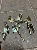 Beugels voor betonnen schutting palen, Ophalen of Verzenden, Gebruikt, IJzer, Minder dan 3 meter